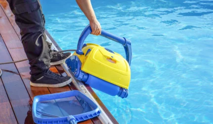 Weekly Pool Maintenance